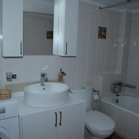 Valia's Center Nafplion